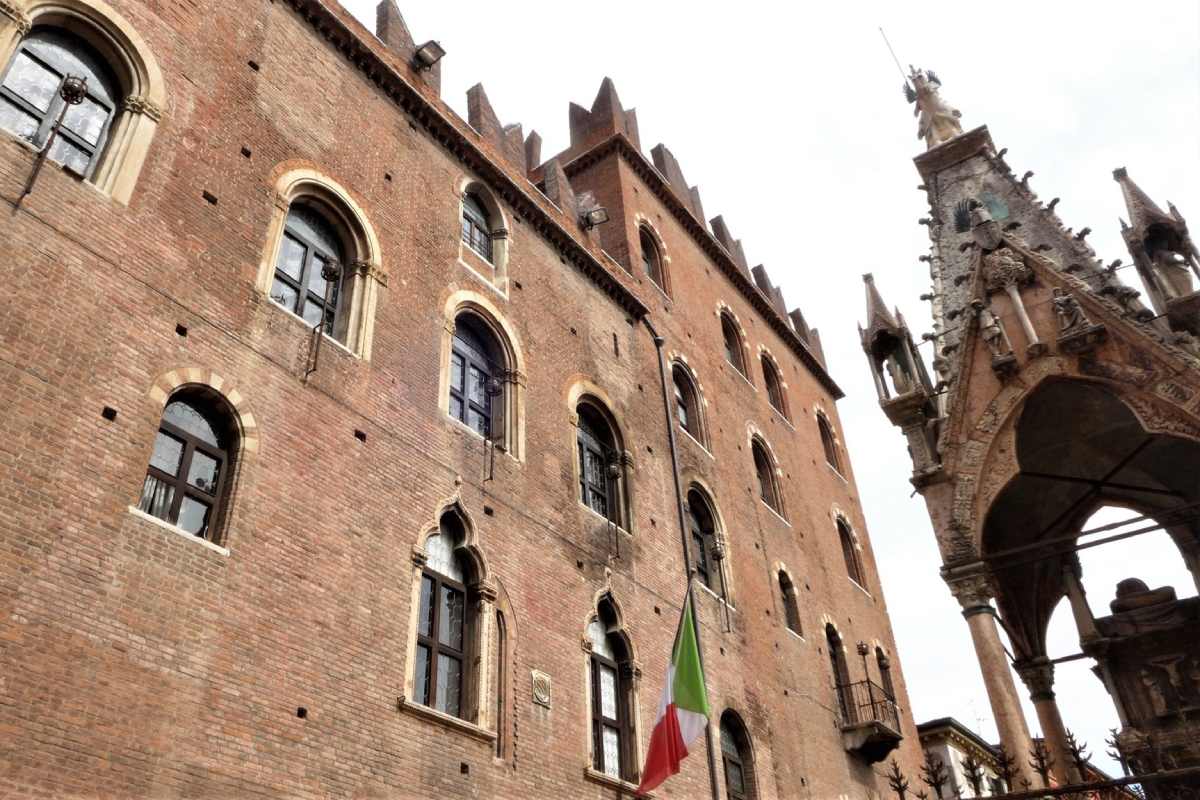 La sede della Provincia di Verona in via Santa Maria Antica 1.
