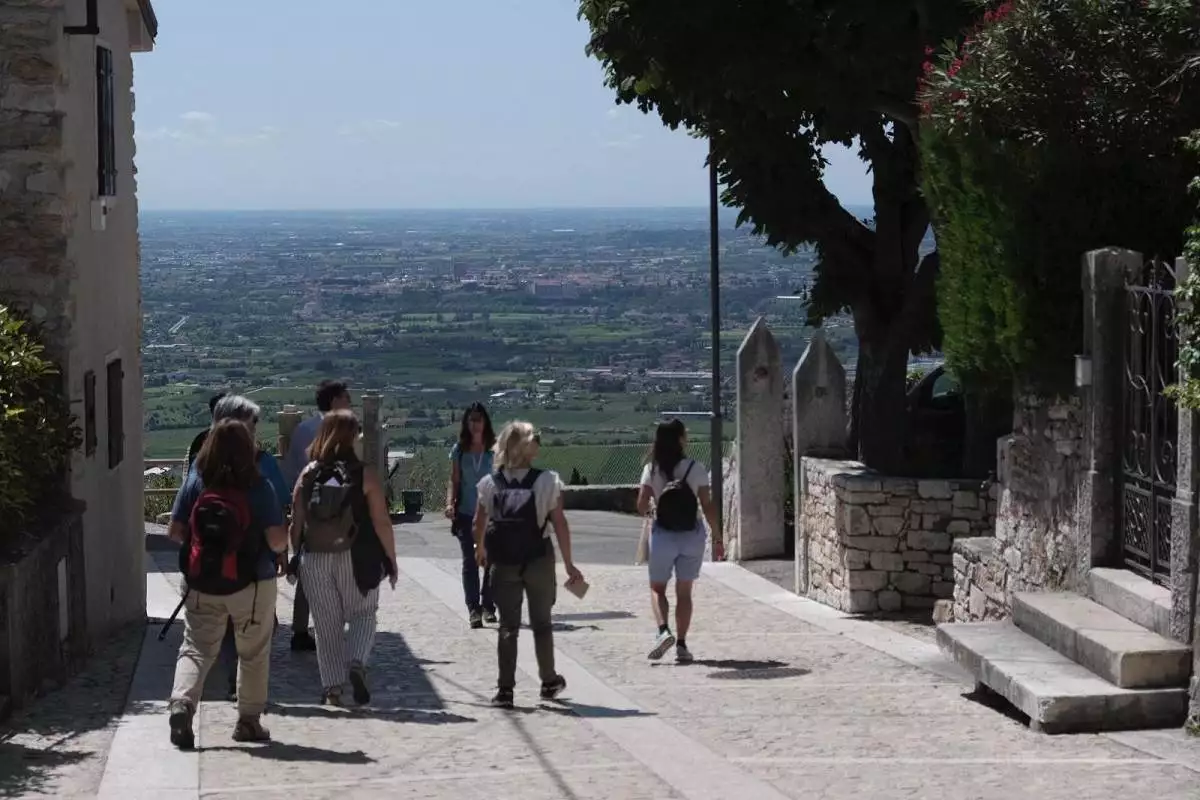 Un gruppo di giornalisti in visita in Valpolicella.